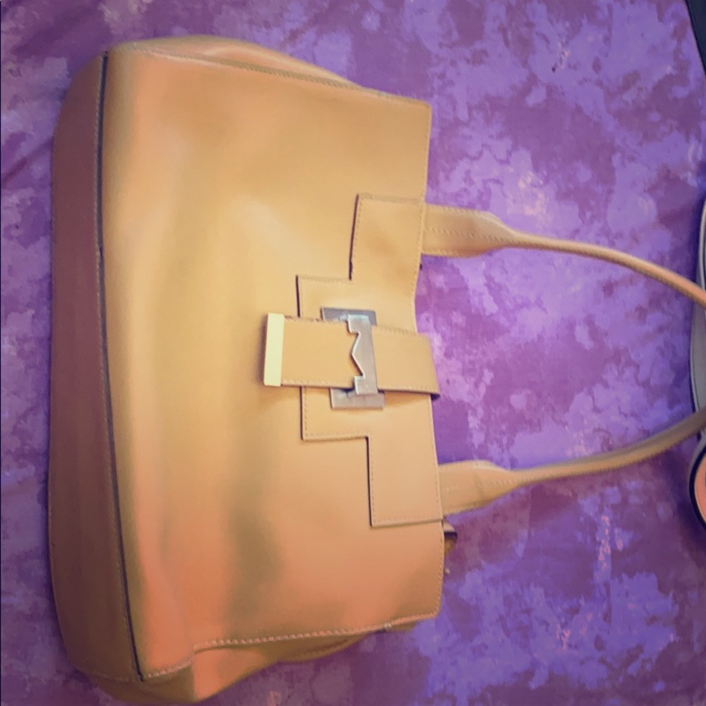 Amazing tan purse!